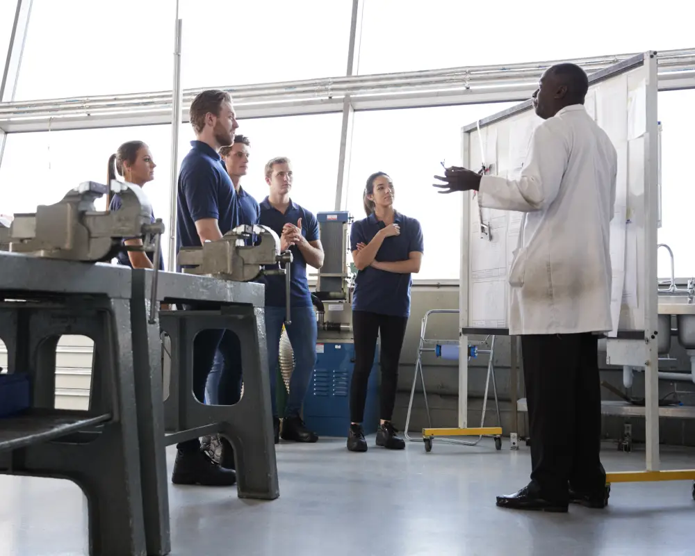 manufacturing safety training.webp